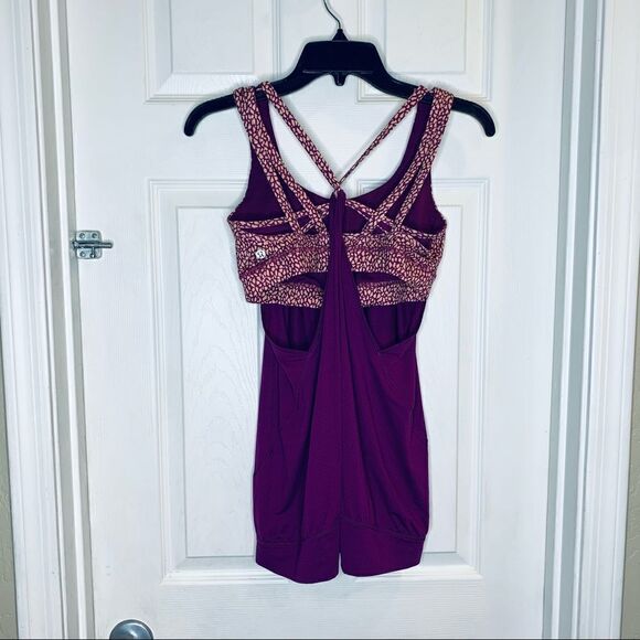 Lululemon Nouveau Limits Tank Size 8 - Picture 7 of 10